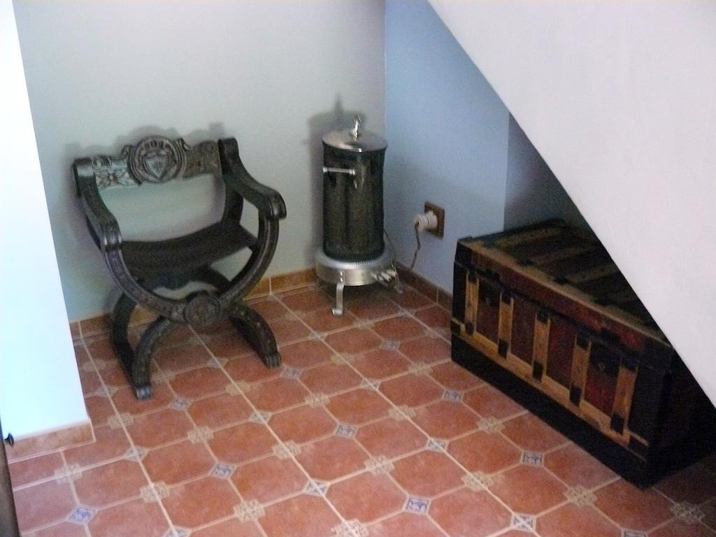 Casa Rural Torre De Campos Ainzon Exterior photo